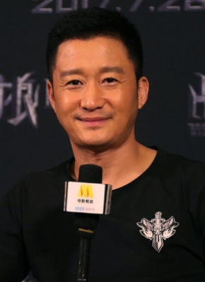 巨胸喷奶水www视频网站
